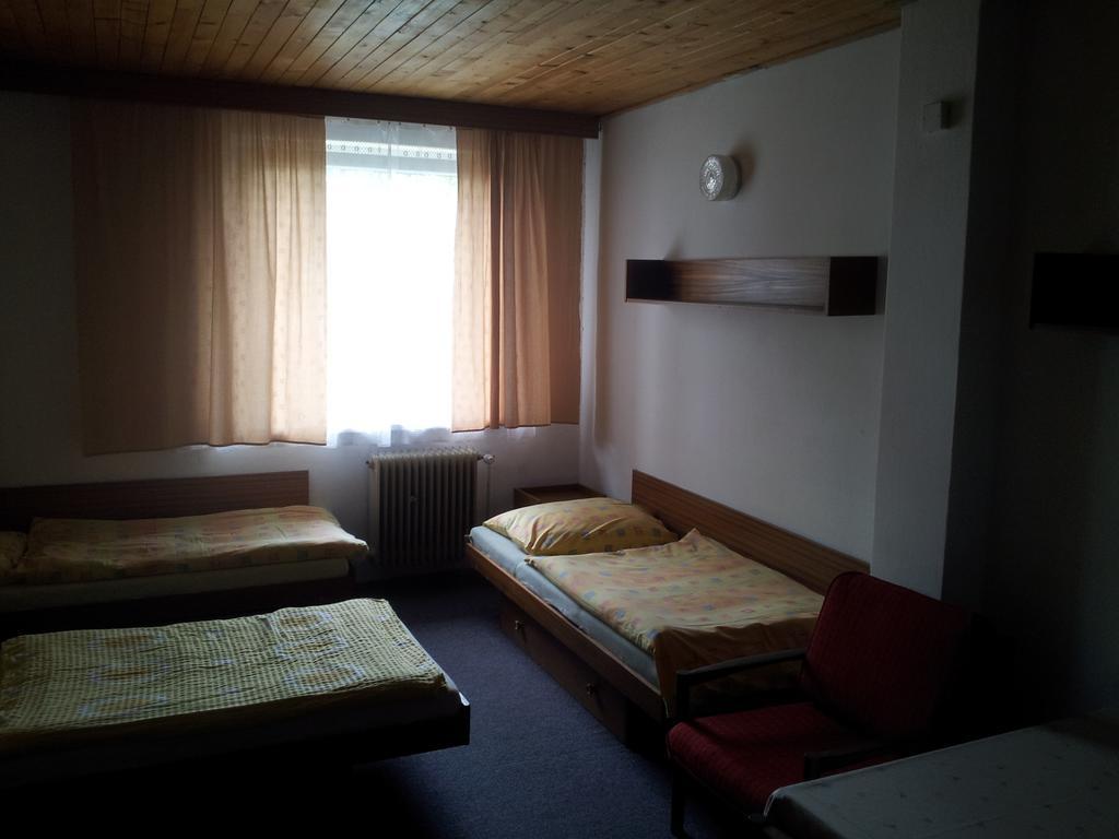 Penzion Tenis Poděbrady Cameră foto