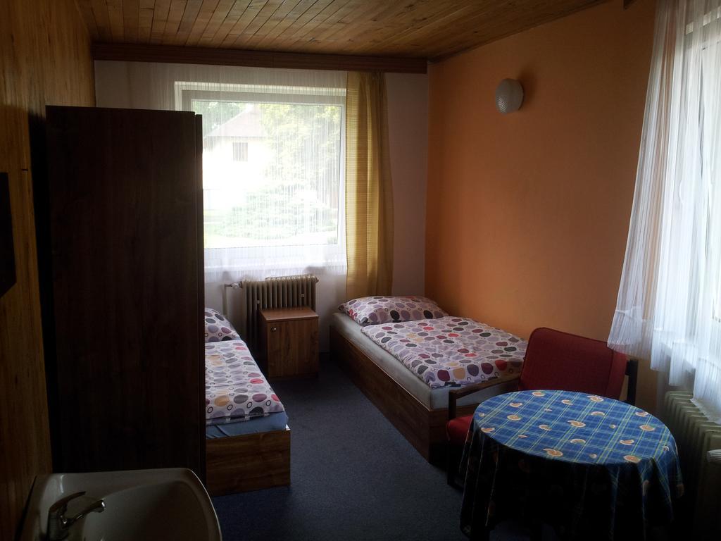 Penzion Tenis Poděbrady Cameră foto